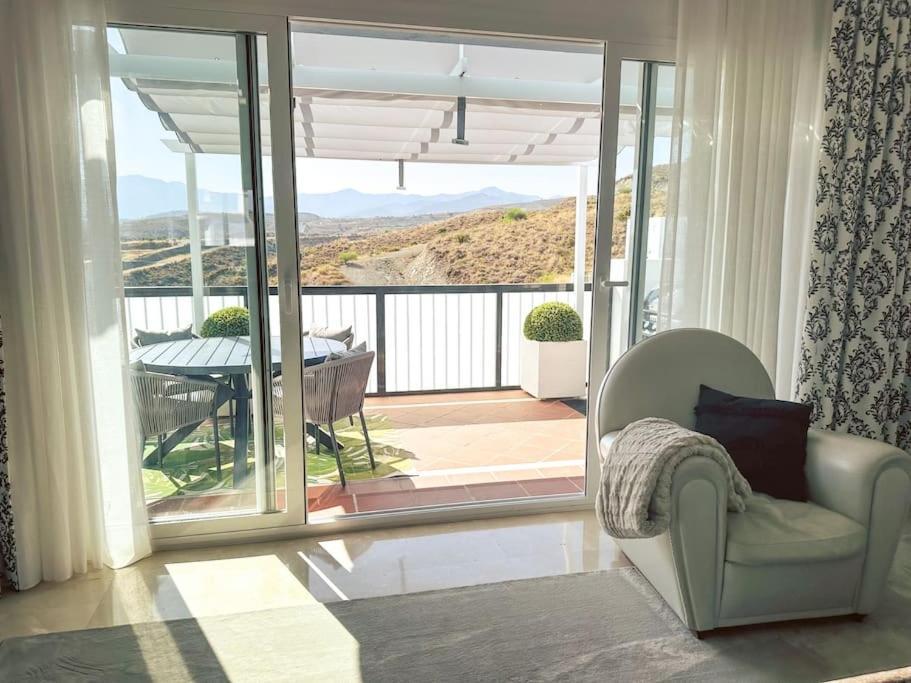 Apartamento Oceanview Luxury Penthouse Estepona Exterior foto