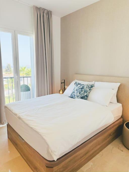 Apartamento Oceanview Luxury Penthouse Estepona Exterior foto