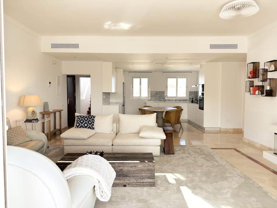 Apartamento Oceanview Luxury Penthouse Estepona Exterior foto